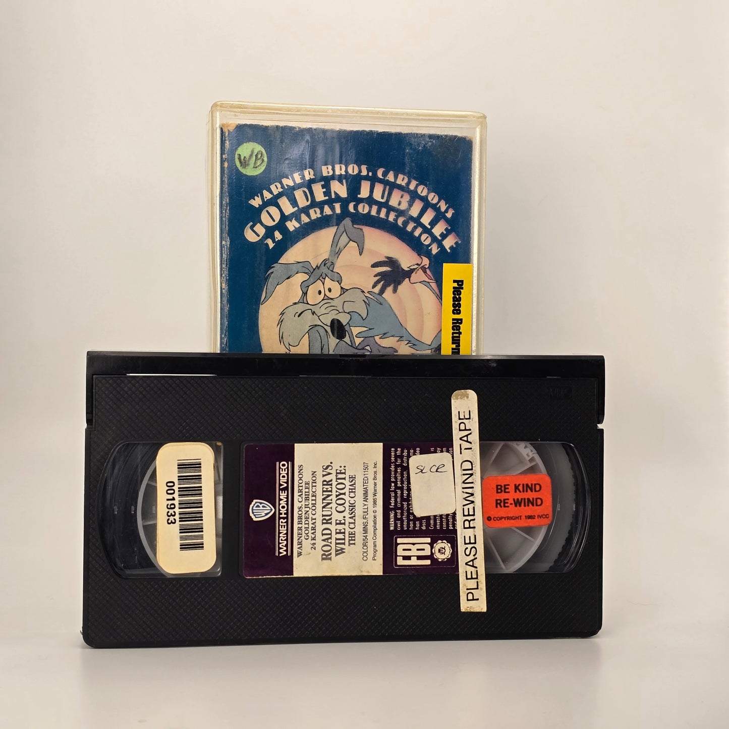 Warner Bros Golden Jubilee - Wile E. Coyote: The Class Chase