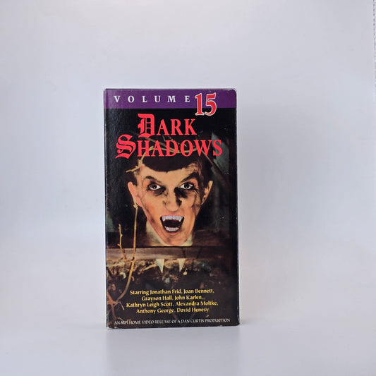 Dark Shadows - Volume 15