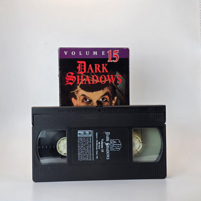 Dark Shadows - Volume 15